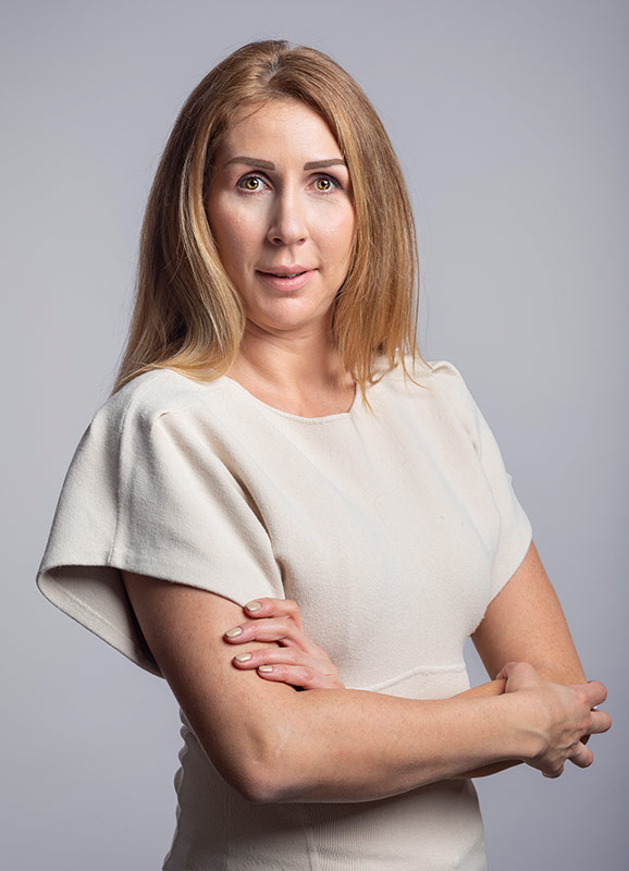 Ани Николова - акушерка и консултант по кърмене